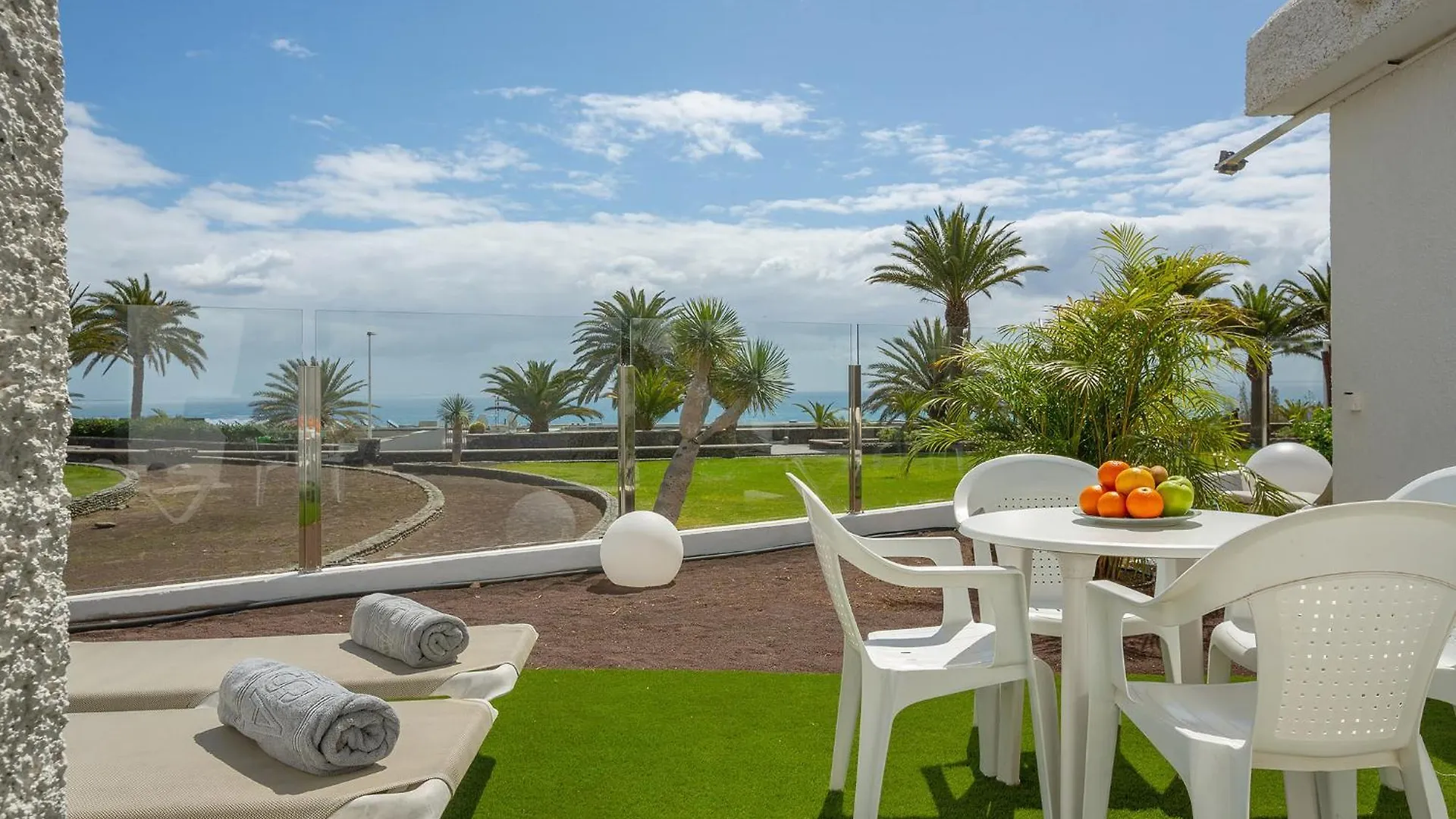 Bungalows Dona Rosa Playa del Ingles  Spain